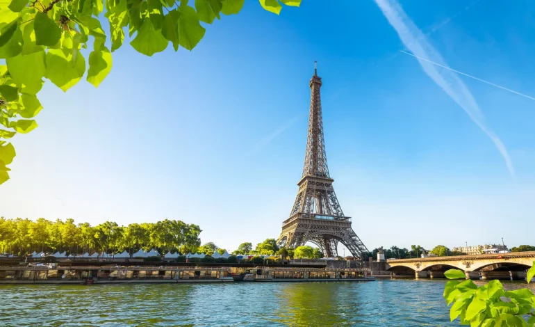 Destinasi Ikonik di Paris yang Wajib Dikunjungi Sekali Seumur Hidup