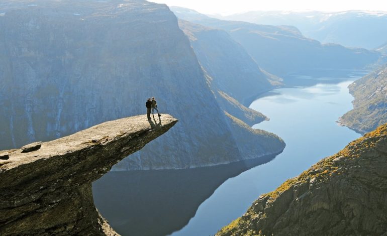 Menjelajahi Keindahan Alam di Norwegia