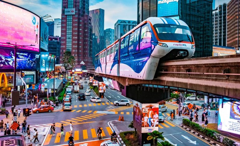 Destinasi Eksotis yang Membuktikan Pesona Baru Kota Wali